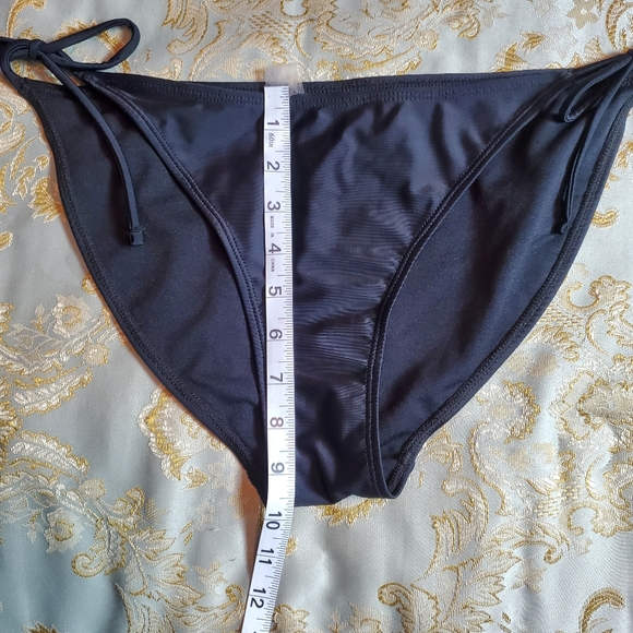 3/$15 - No Boundaries String Bikini Swimsuit Bottom, L, Black - Picture 4 of 5